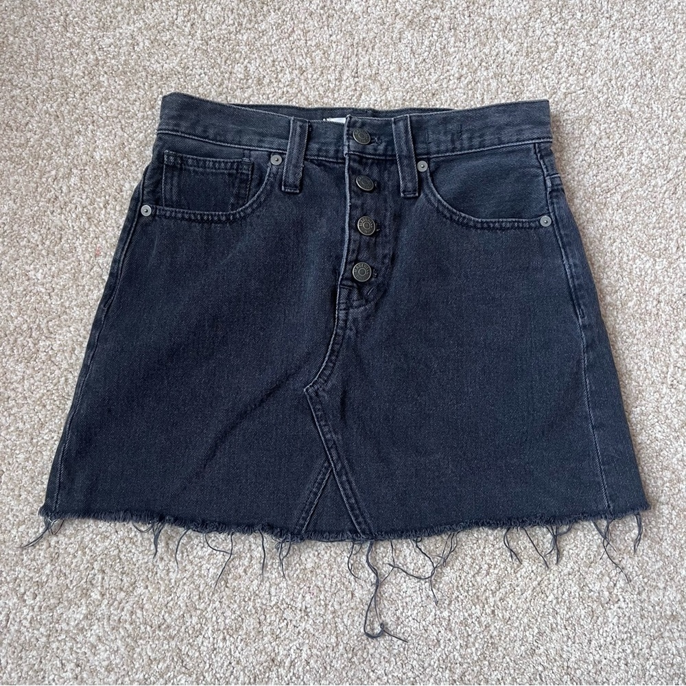 Madewell Black Rigid Denim A-Line Distressed Mini Skirt Size 25